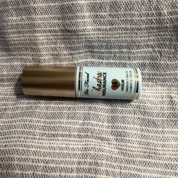 Too Faced Shadow Insurance 24+hour Eyeshadow Prime Blue Light Defense - Picture 2 of 3
